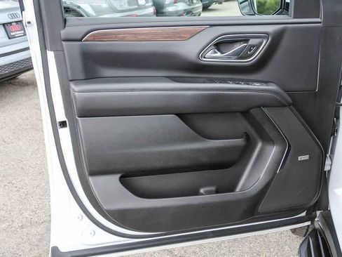 Used 2021 Chevrolet Tahoe High Country RWD image 22
