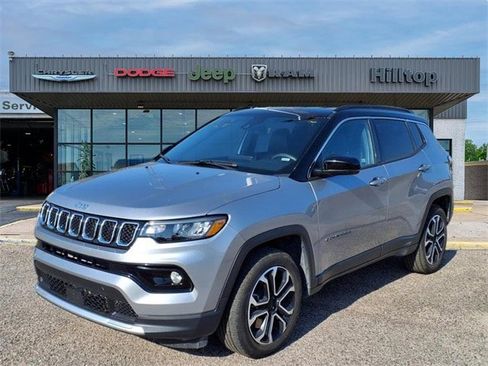Certified 2024 Jeep Compass Limited image 1