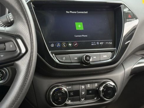 Used 2023 Chevrolet TrailBlazer LT w/ Convenience Package image 17