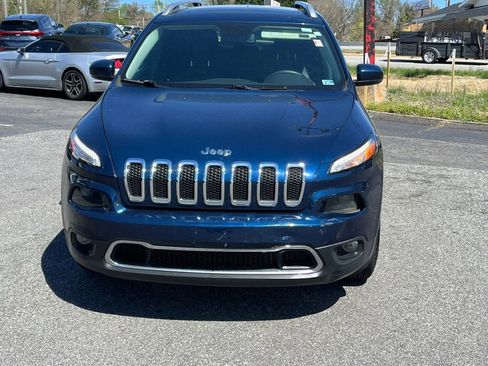 Used 2018 Jeep Cherokee Limited w/ Trailer Tow Group AWD/4WD image 1