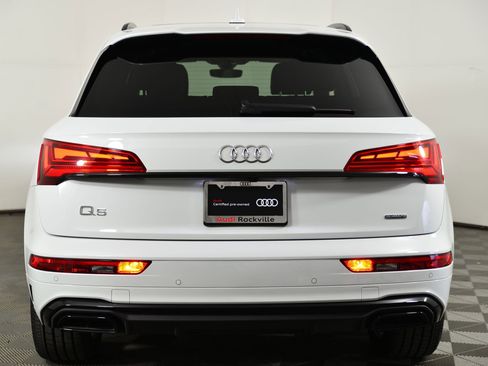 Certified 2025 Audi Q5 2.0T Premium image 8