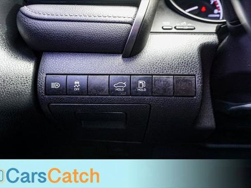 Used 2021 Toyota Camry SE image 33