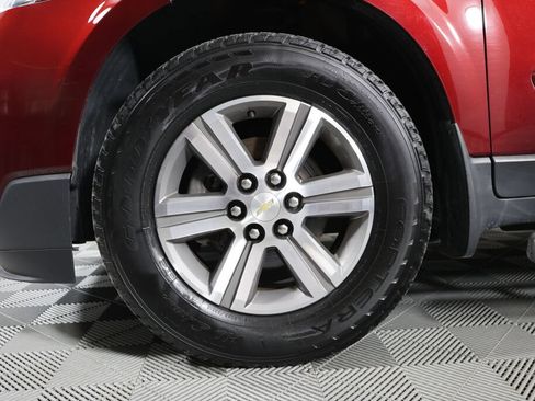 Used 2015 Chevrolet Traverse LT FWD image 9