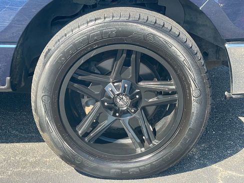 Used 2014 Ford F150 XLT w/ Equipment Group 302A Luxury image 5