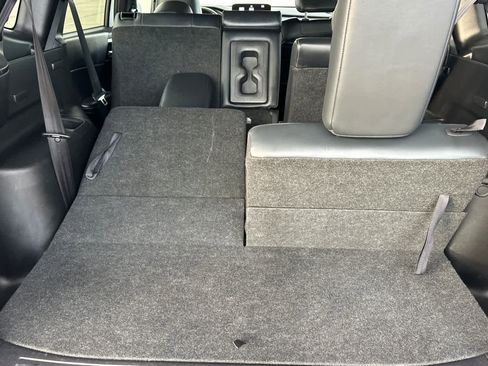 Used 2024 Mitsubishi Outlander SE image 15