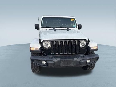 Used 2021 Jeep Gladiator Sport AWD/4WD image 2