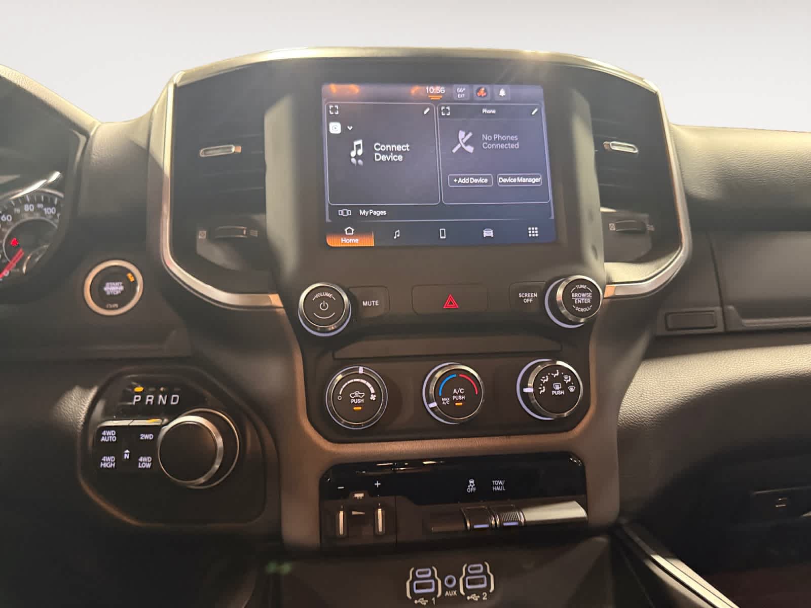Used 2022 RAM 1500 Big Horn AWD/4WD image 12