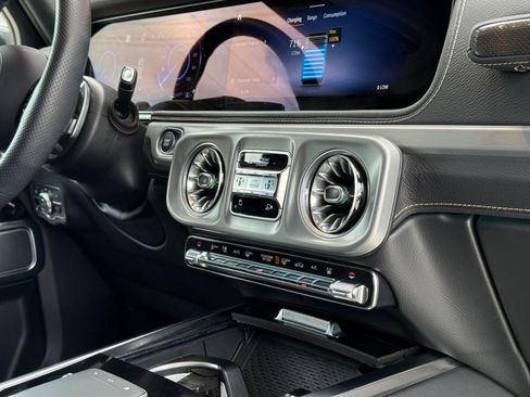 Used 2025 Mercedes-Benz G 580 w/ EQ Technology image 35