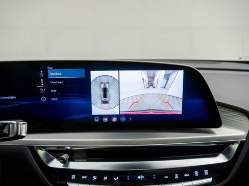 New 2026 Cadillac Lyriq Sport image 28