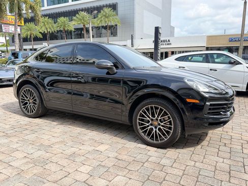 Used 2020 Porsche Cayenne S AWD/4WD image 7