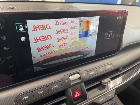 Certified 2025 Kia K4 EX FWD image 31