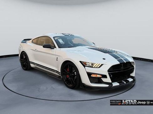 Used 2020 Ford Mustang Shelby GT500 w/ Technology Package image 2