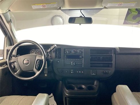 Used 2023 GMC Savana 2500 w/ Driver Convenience Package image 21