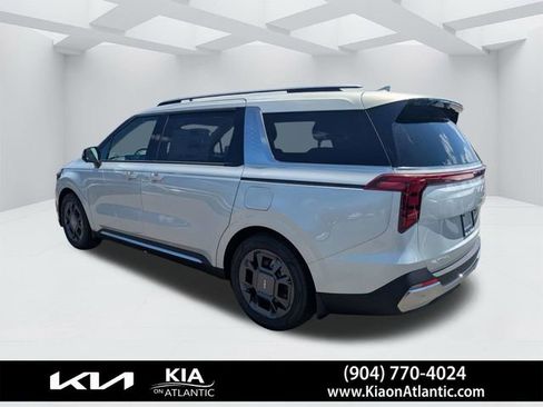 New 2026 Kia Carnival SX FWD image 6