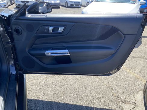 Used 2024 Ford Mustang Convertible RWD image 21