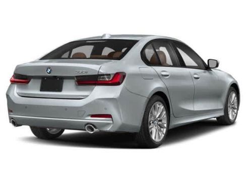 Used 2024 BMW 330i xDrive Sedan w/ Convenience Package AWD/4WD image 2