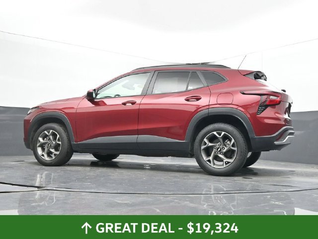 Used 2025 Chevrolet Trax LT FWD image 52