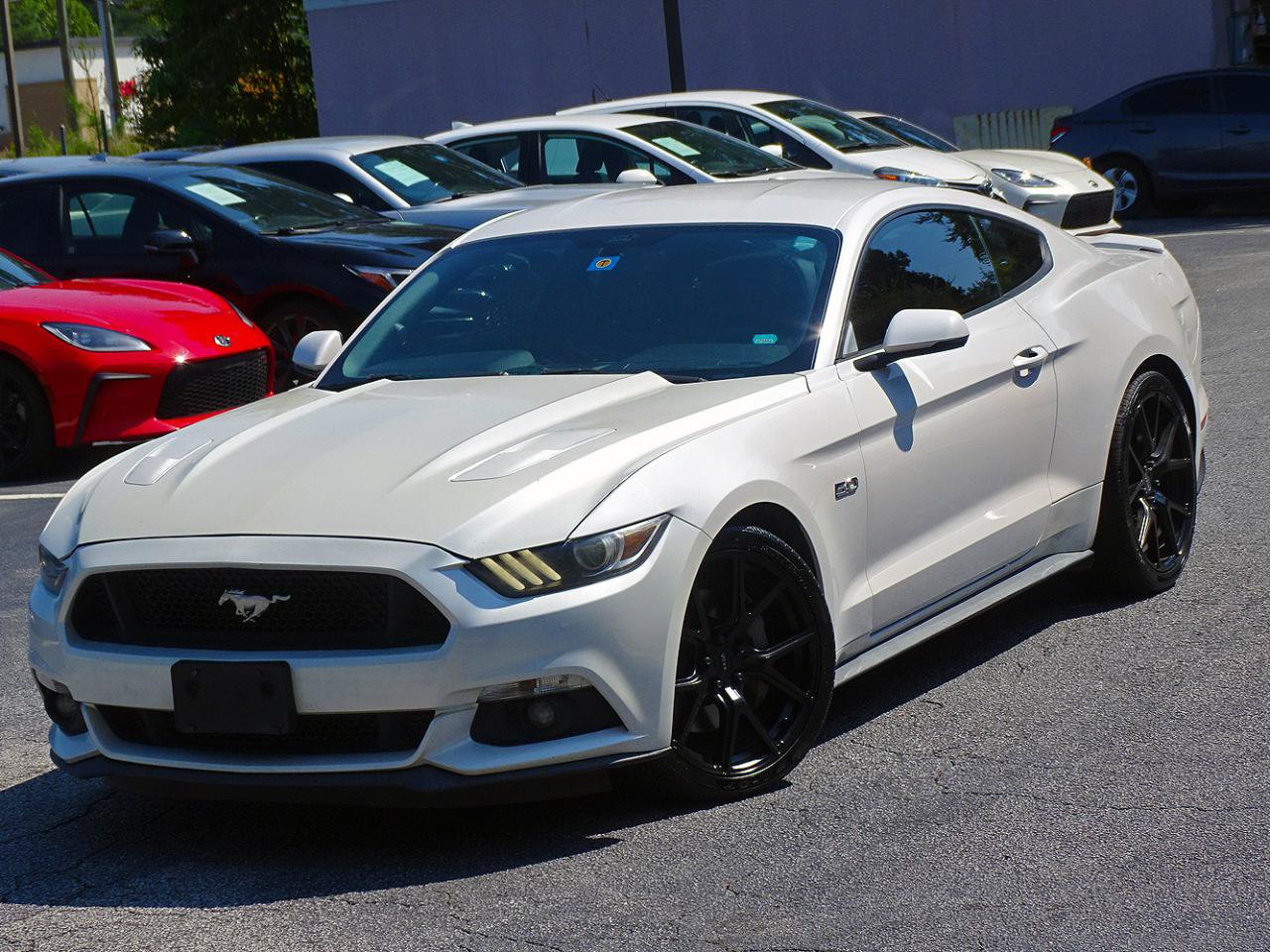Used 2017 Ford Mustang GT Premium w/ Equipment Group 401A RWD image 5