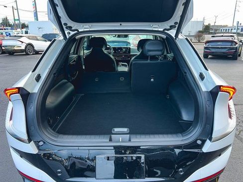 New 2025 Kia EV6 Wind image 9