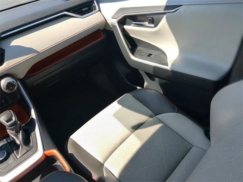 Used 2019 Toyota RAV4 Adventure w/ Cold Weather Package image 19