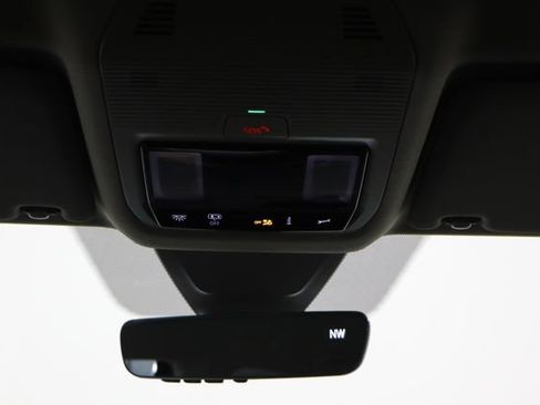 Used 2026 Volkswagen Atlas SE FWD image 24