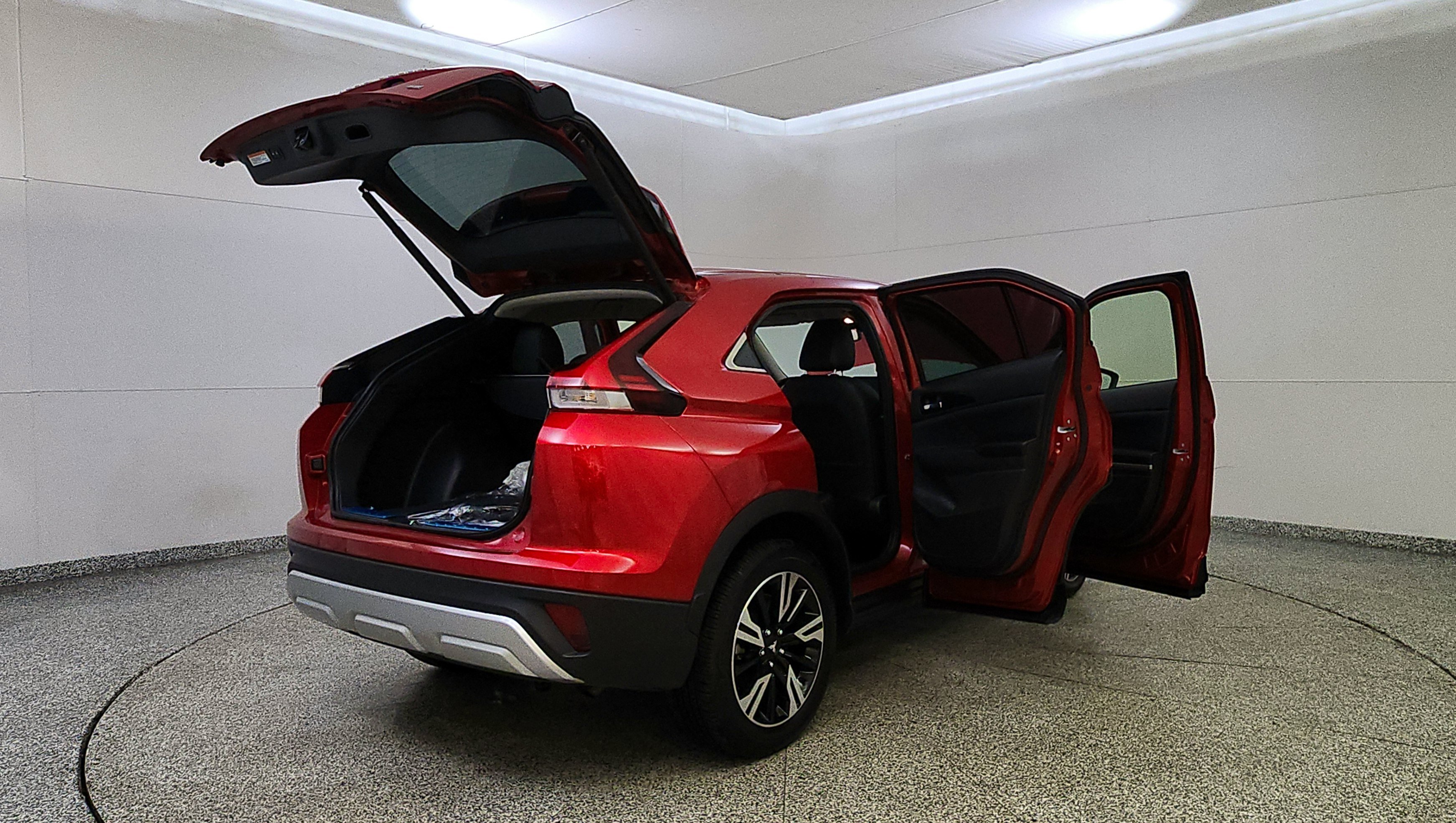 Used 2025 Mitsubishi Eclipse Cross SE AWD/4WD image 12