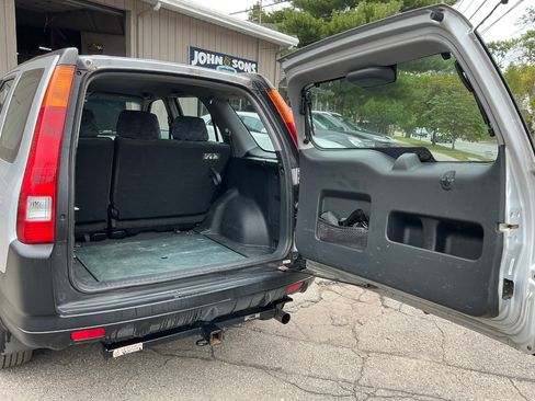 Used 2004 Honda CR-V LX image 12