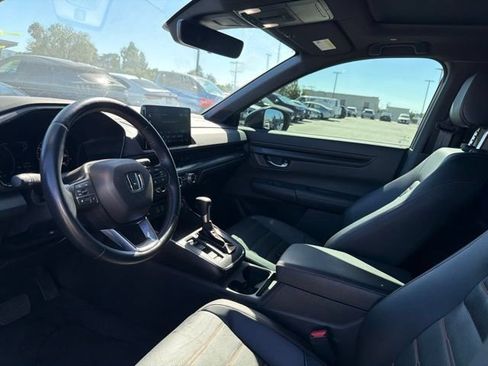 Used 2025 Honda CR-V Sport-L image 3