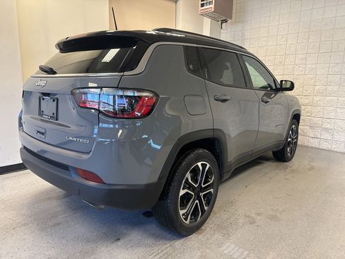 Used 2022 Jeep Compass Limited image 42