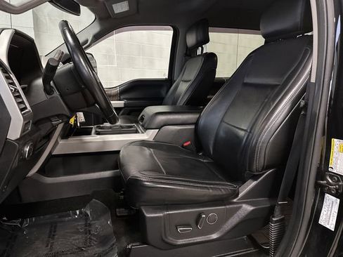 Certified 2017 Ford F250 Lariat w/ Chrome Package image 4