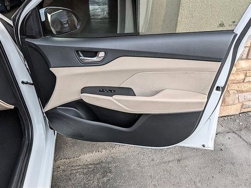Used 2022 Hyundai Accent SEL FWD image 30