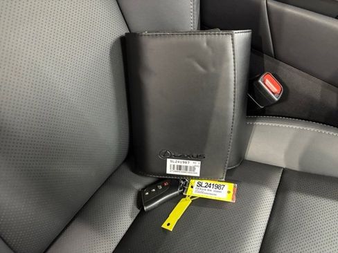 Used 2024 Lexus RX 350h 350h Premium image 33