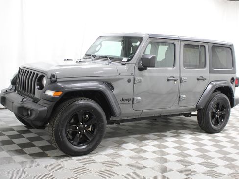 Used 2022 Jeep Wrangler Unlimited Sport AWD/4WD image 31