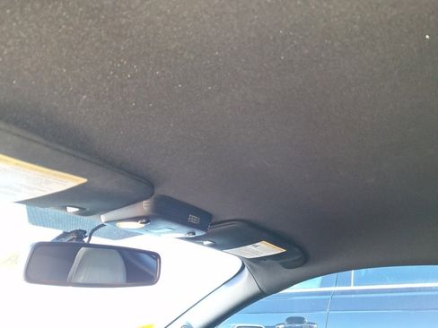 Used 2016 Ford Mustang Coupe image 12