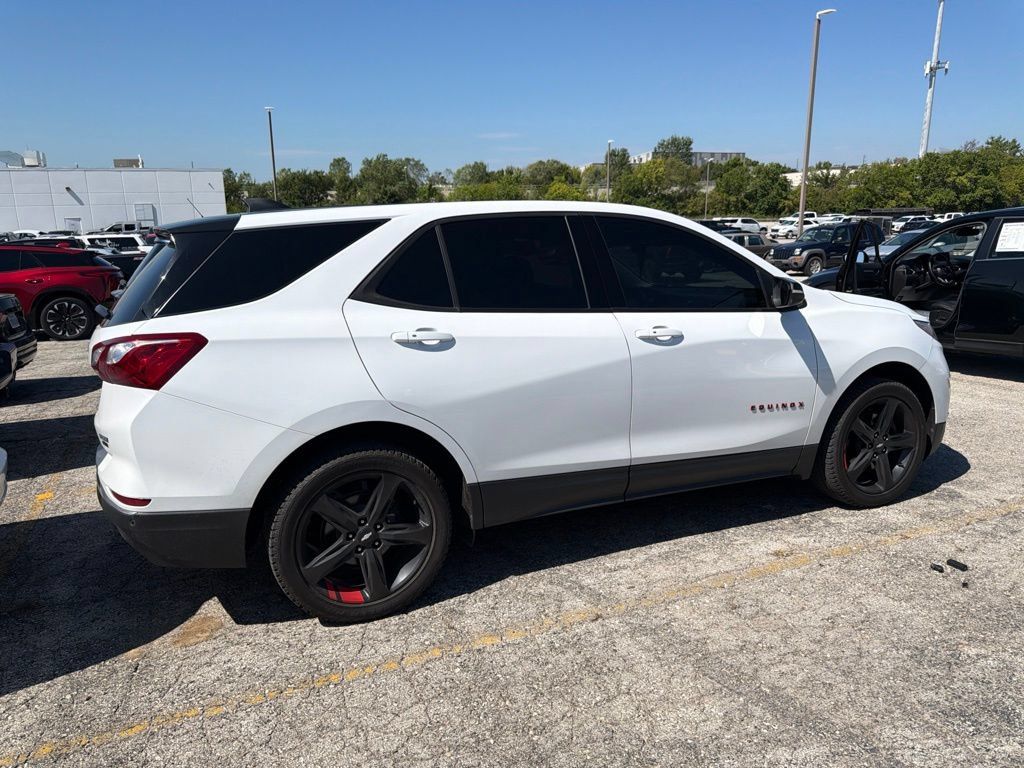 Used 2019 Chevrolet Equinox LT AWD/4WD image 2