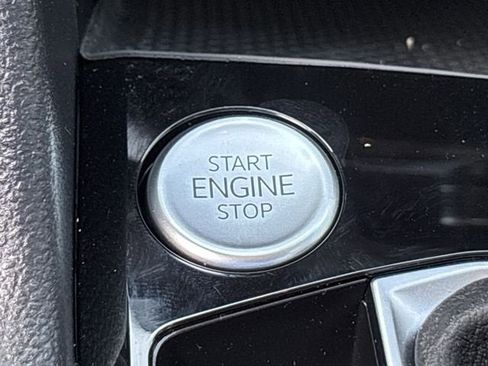 Used 2024 Volkswagen Taos S image 17