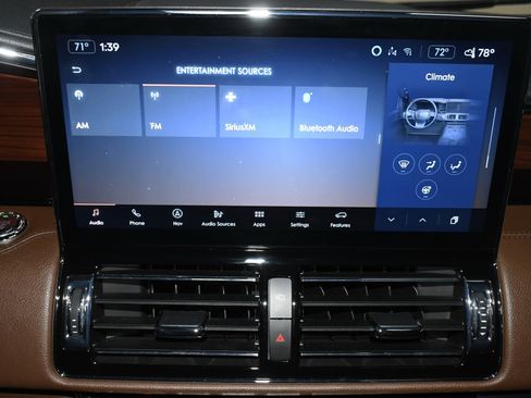 Used 2023 Lincoln Navigator Reserve image 35