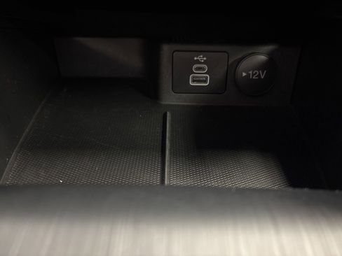 Used 2025 Ford Escape ST-Line image 30