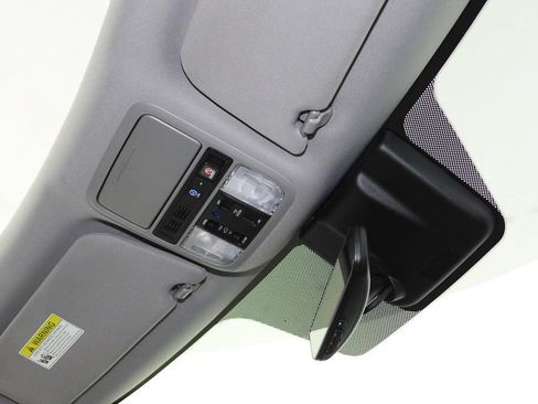 Used 2019 Honda Odyssey Elite image 17