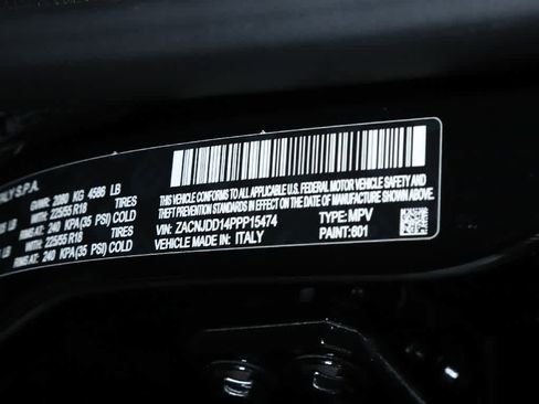 Used 2023 Jeep Renegade Limited image 24