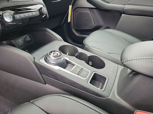 New 2026 Ford Escape Platinum w/ Premium Technology Package image 29