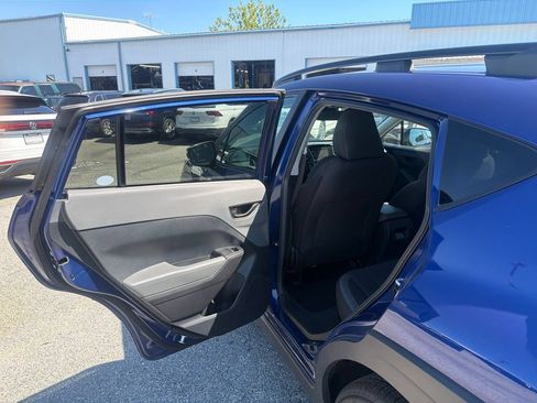 Used 2026 Subaru Crosstrek 2.5i Premium AWD/4WD image 8