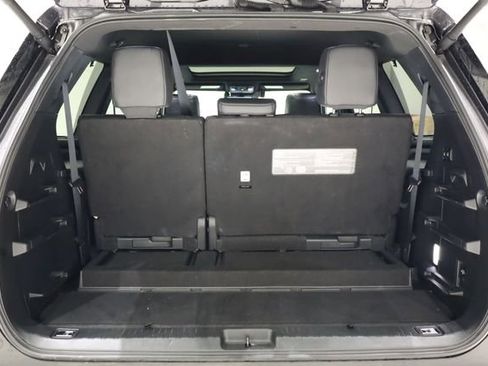 Used 2023 Toyota Sequoia Platinum image 33