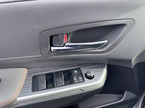 Used 2022 Toyota Sienna XSE image 24