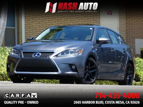 Used 2015 Lexus CT 200h w/ Navigation Package FWD image 2