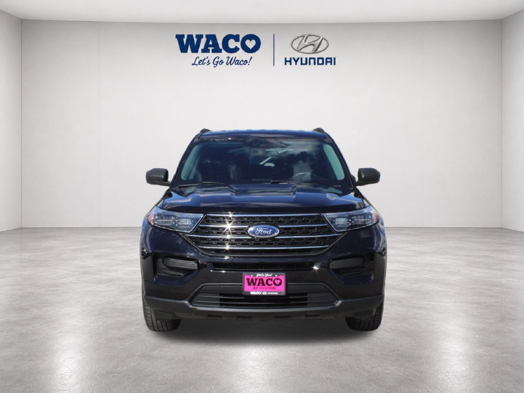 Used 2023 Ford Explorer XLT RWD image 3