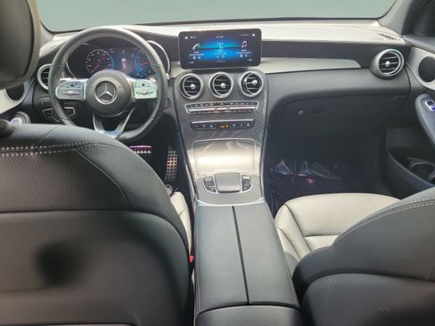Used 2023 Mercedes-Benz GLC 300 4MATIC Coupe image 11