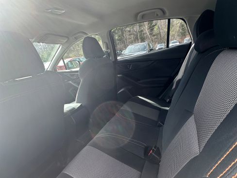 Used 2018 Subaru Crosstrek 2.0i Premium w/ Eyesight System image 16