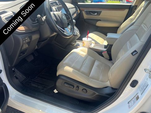 Used 2020 Honda CR-V Touring image 9