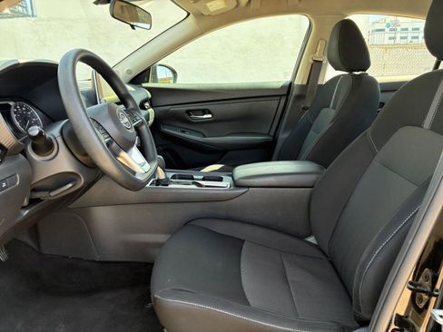 Used 2025 Nissan Sentra SV image 24